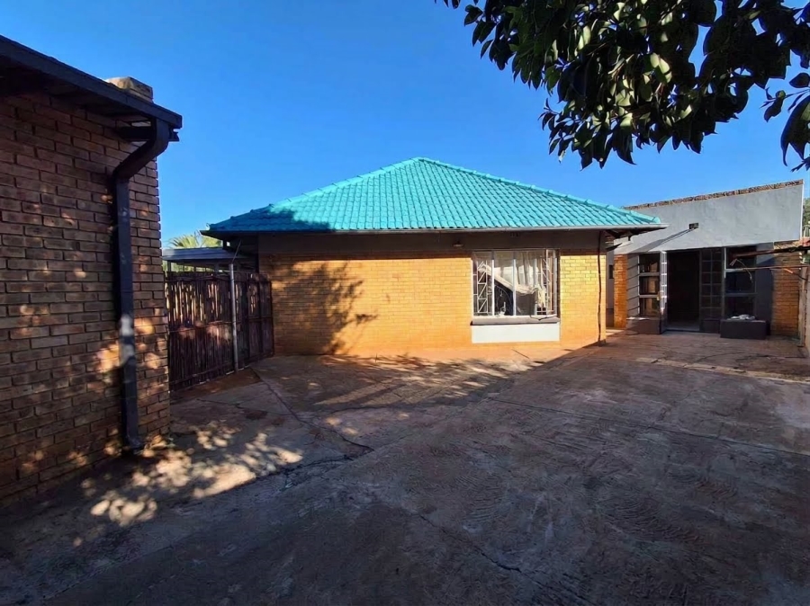 3 Bedroom Property for Sale in Stilfontein Ext 4 North West